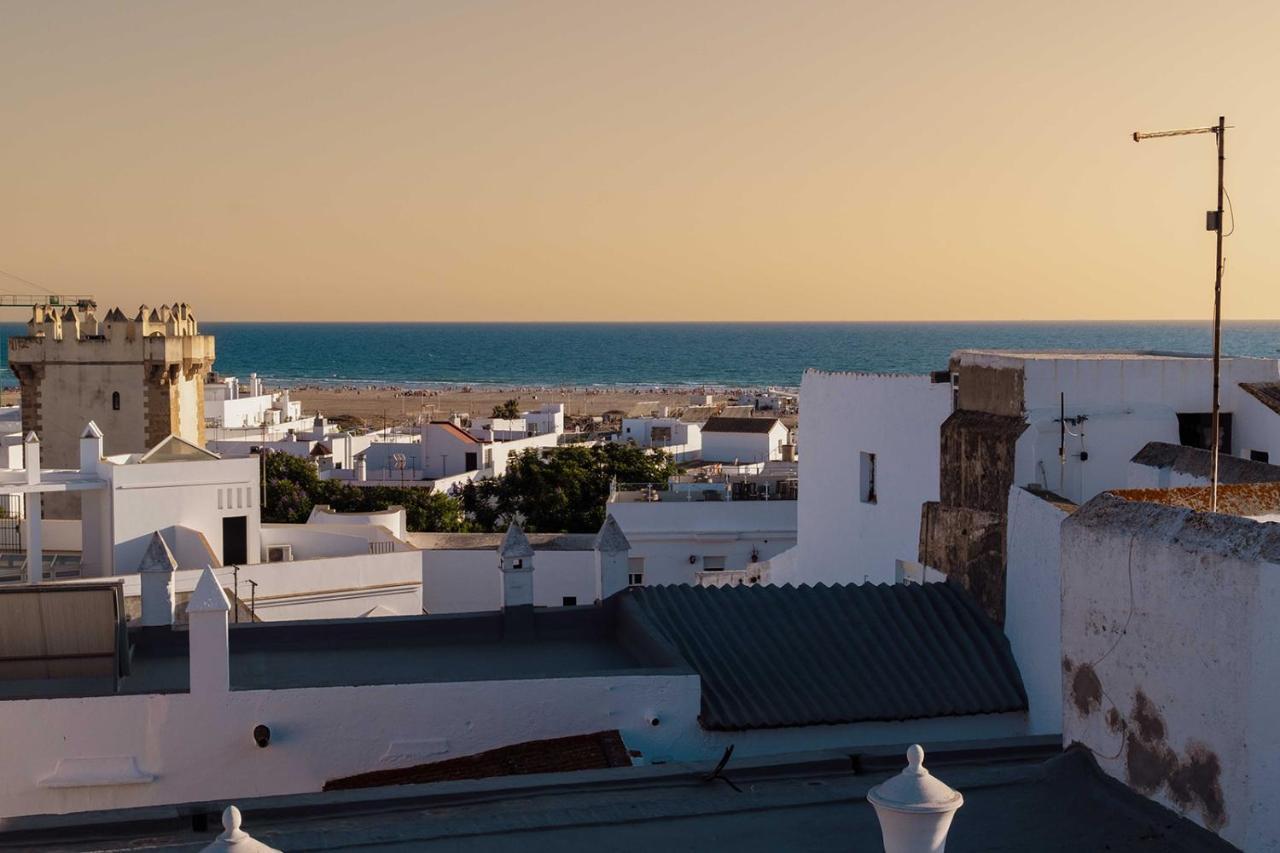 Dona Lola Rooms Conil De La Frontera Exterior photo