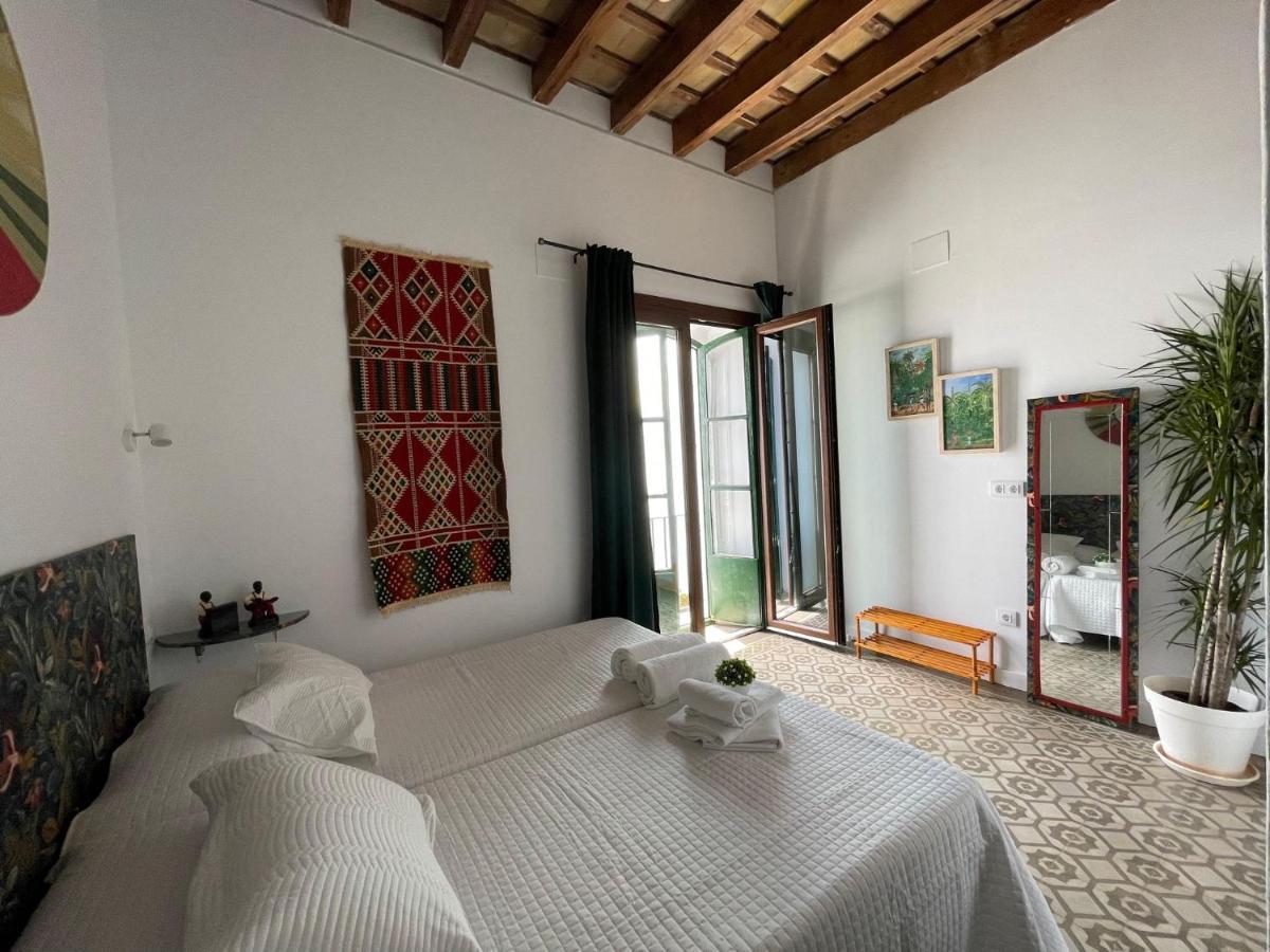 Dona Lola Rooms Conil De La Frontera Exterior photo